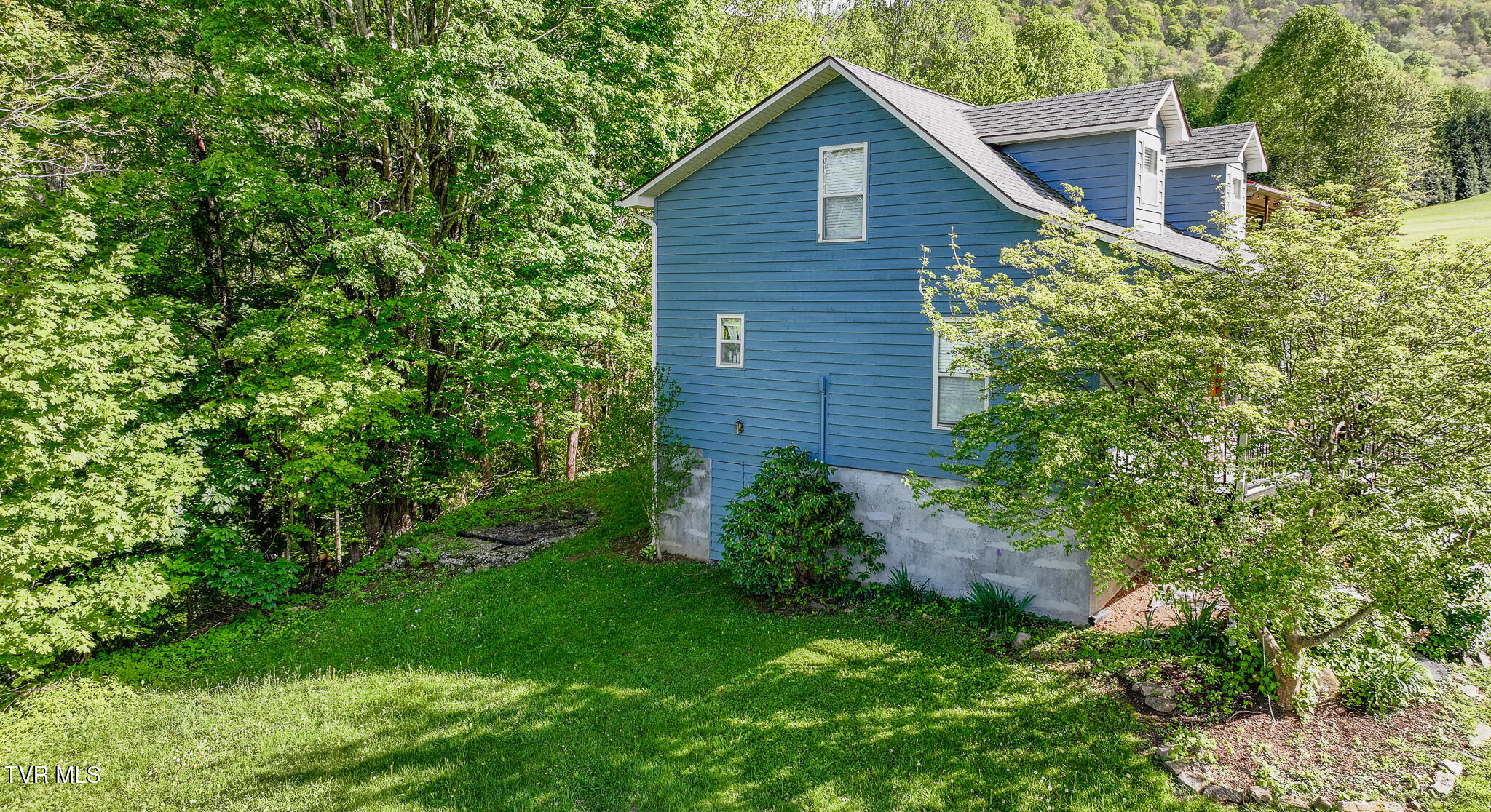 119 Seth Street, Roan Mountain, Tennessee image 23