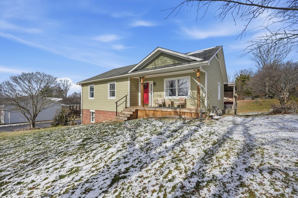 Photo of 26261 Beech Circle, Abingdon, VA 24211 (MLS # 9991588)