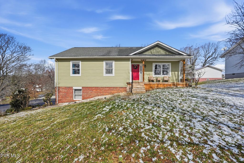 Photo of 26261 Beech Circle, Abingdon, VA 24211 (MLS # 9991588)