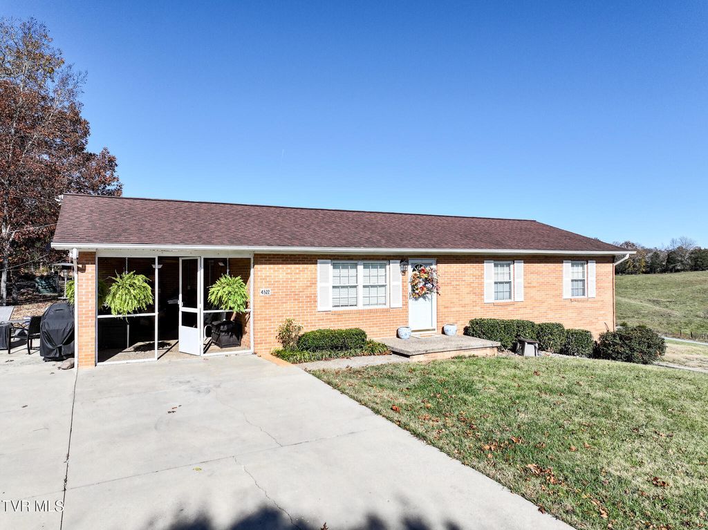 Photo of 4522 Blue Springs Parkway Pkwy #4522, Greeneville, TN 37743 (MLS # 9990918)