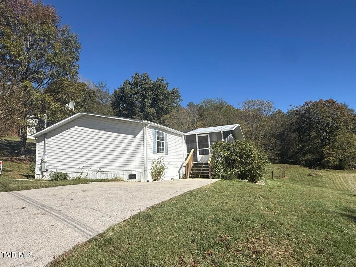 3308 Horseshoe Drive