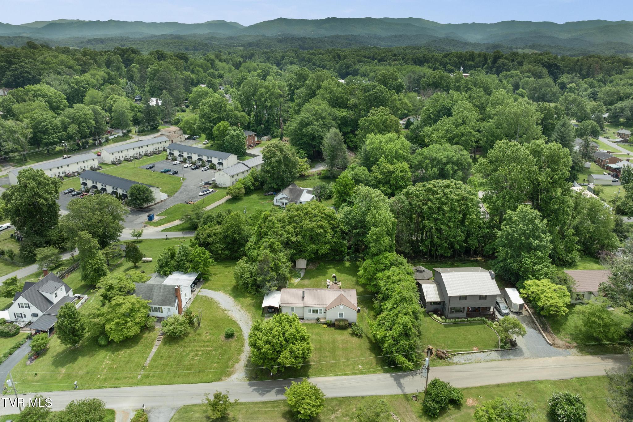 137 Mountain View Drive, Johnson City, Tennessee image 38