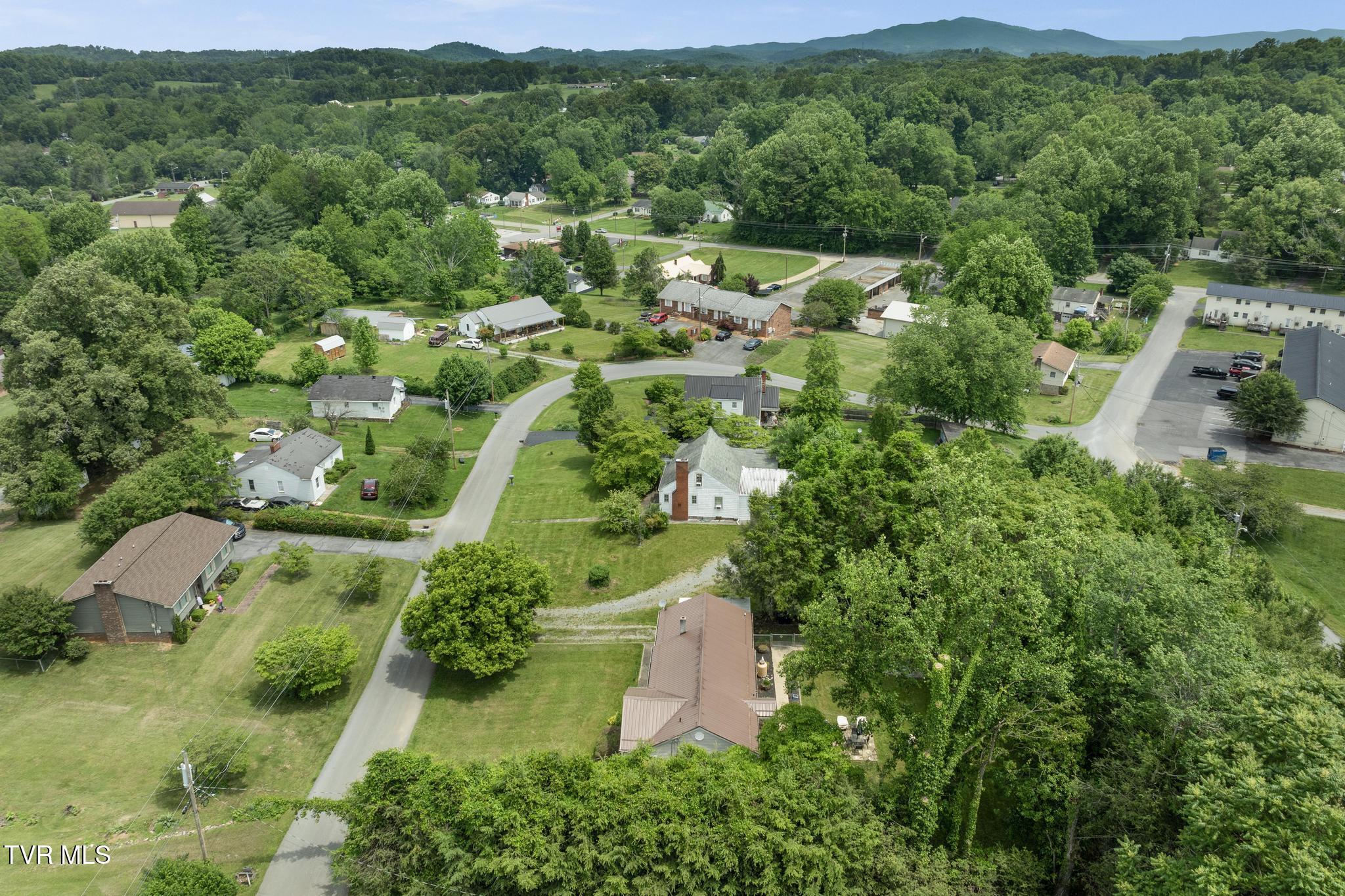 137 Mountain View Drive, Johnson City, Tennessee image 35
