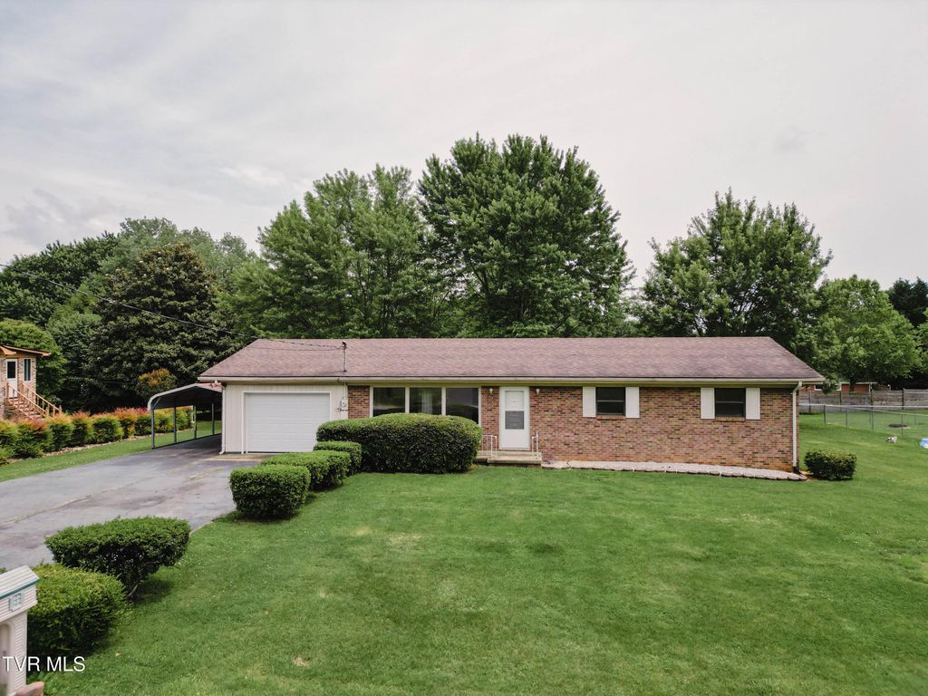 Photo of 110 Royce Street, Greeneville, TN 37743 (MLS # 9981642)