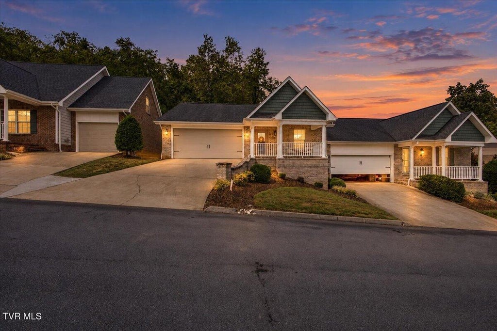 Photo of 22 Hiddenbrook Lane #22, Gray, TN 37615 (MLS # 10001182)