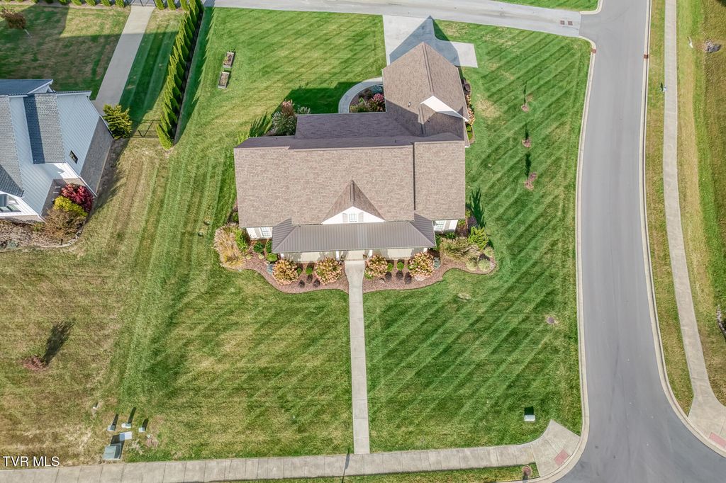 Photo of 1 Jasmine Terrace, Johnson City, TN 37615 (MLS # 9987868)