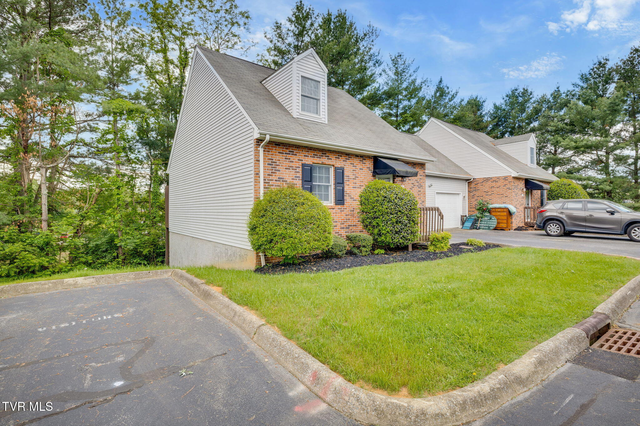 2700 Indian Ridge Road #24, Johnson City, Tennessee image 2