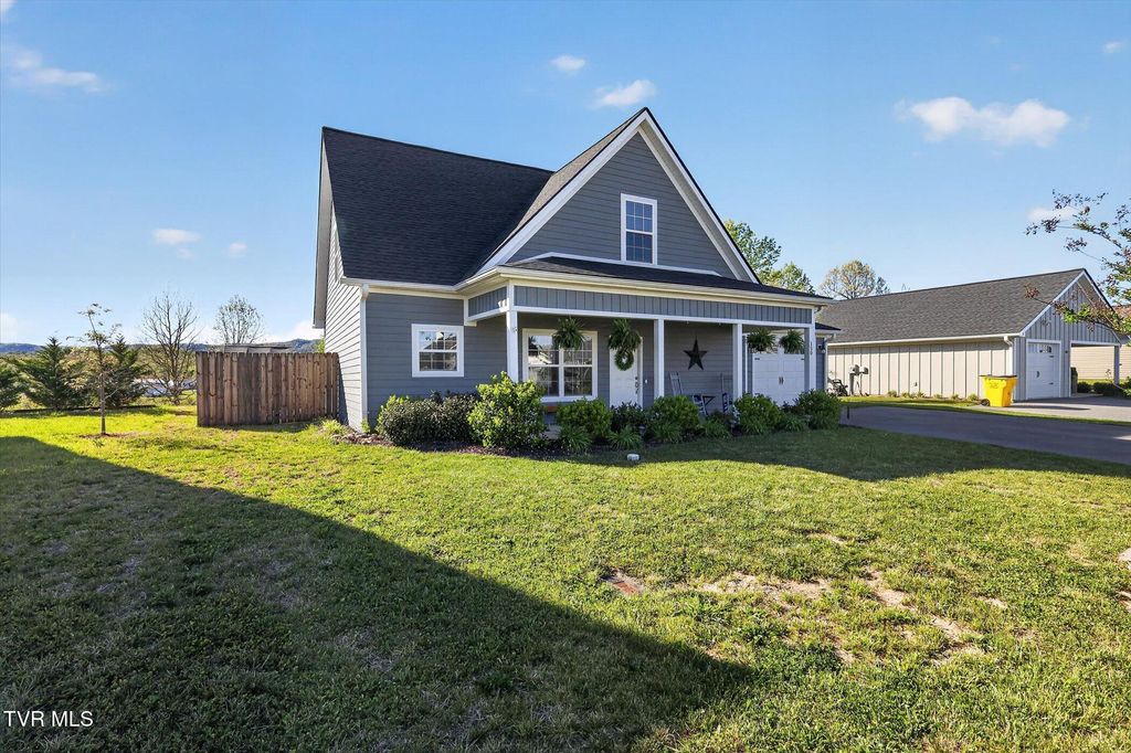 Photo of 150 Marilee Way, Kingsport, TN 37660 (MLS # 9994230)