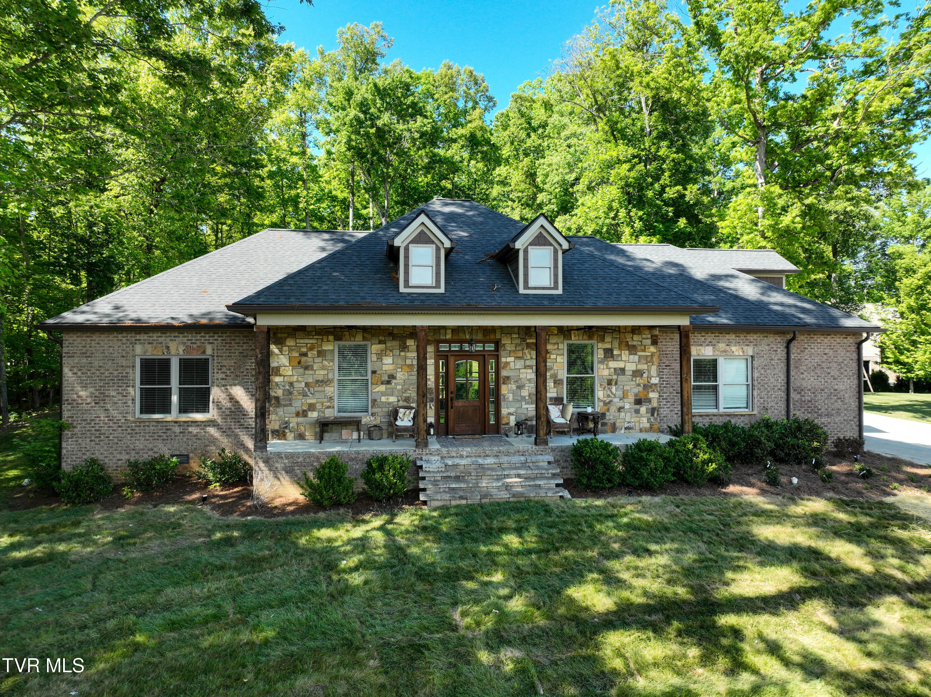104 Lookout Court