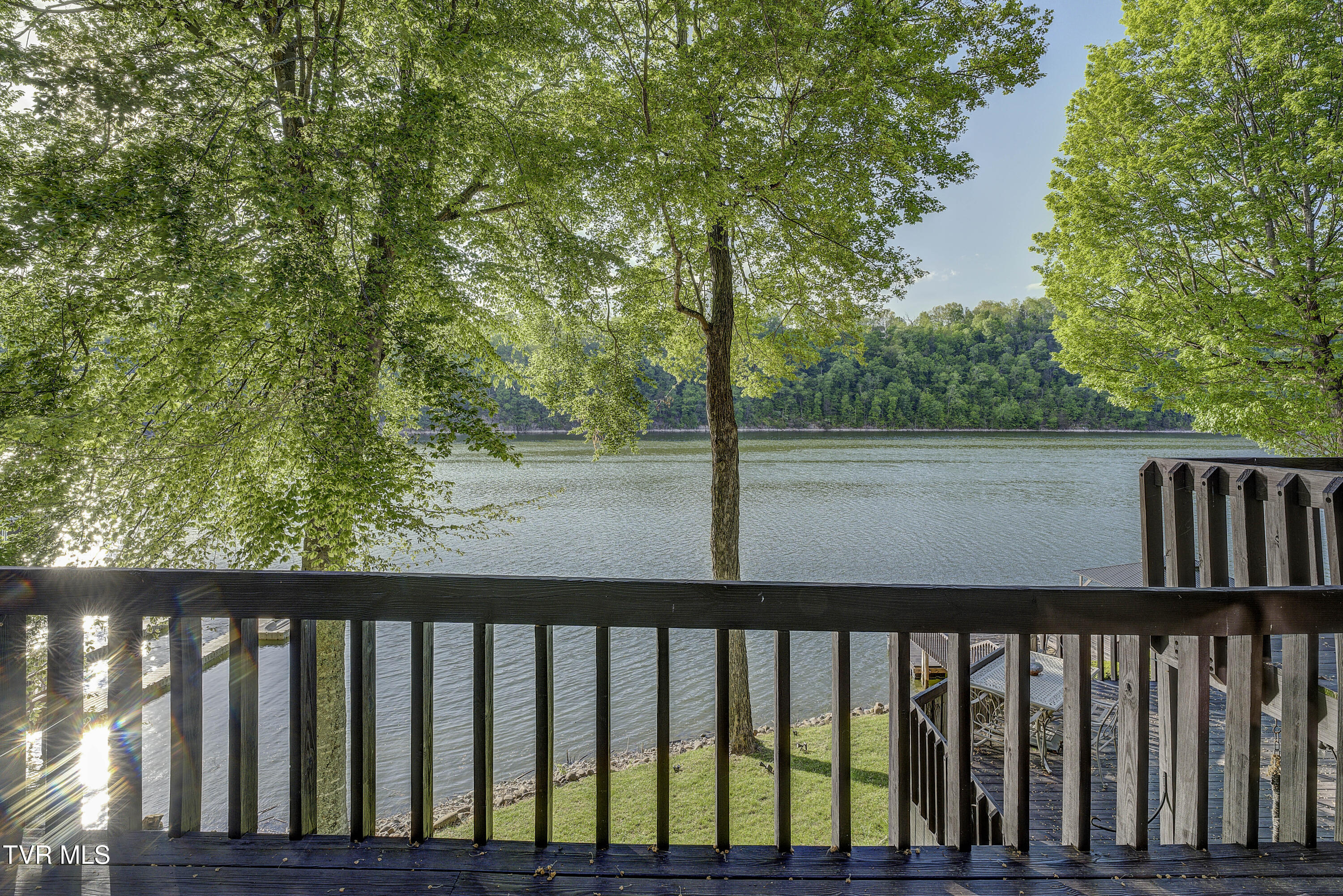 768 Lake Point Drive, Piney Flats, Tennessee image 20