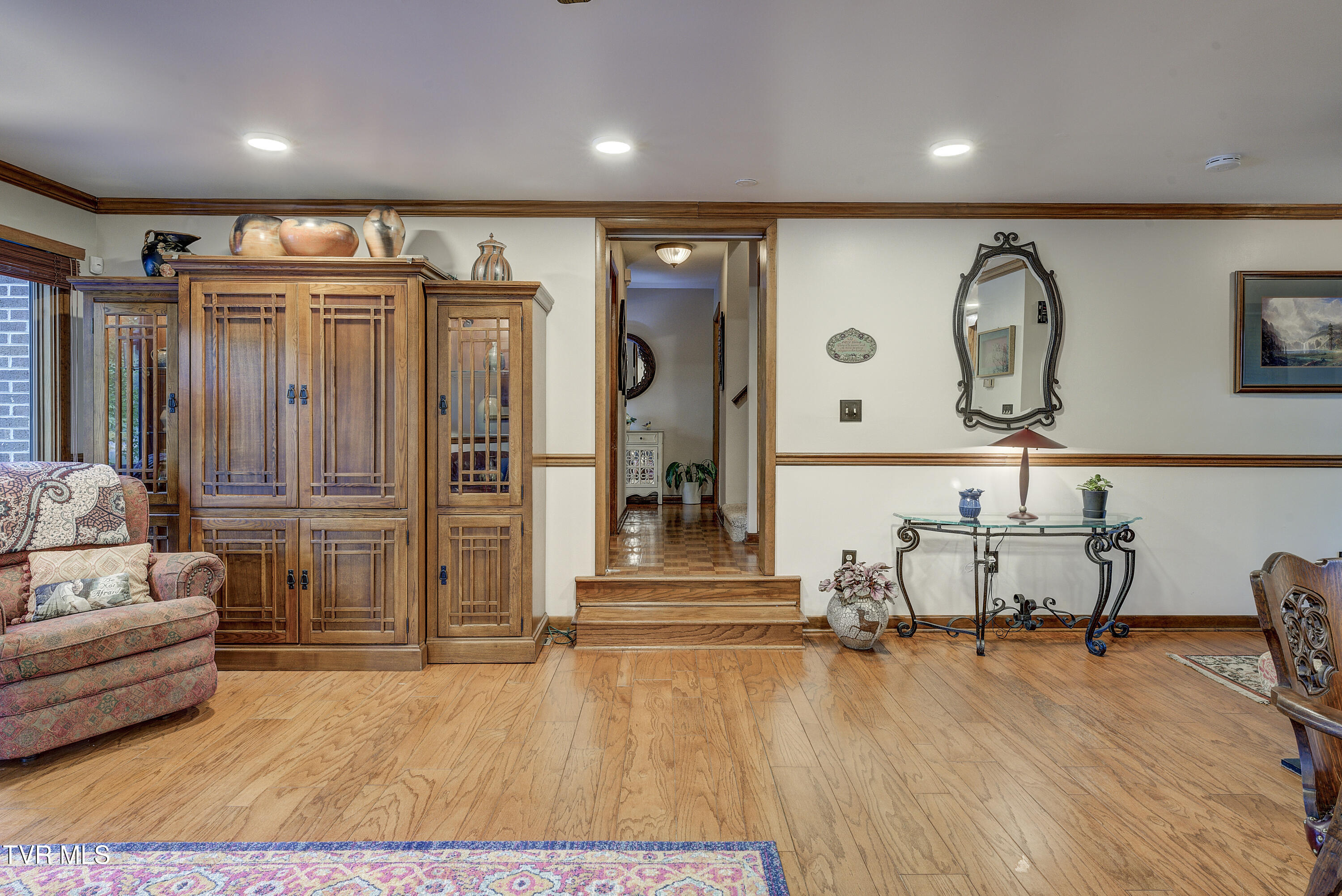 768 Lake Point Drive, Piney Flats, Tennessee image 32