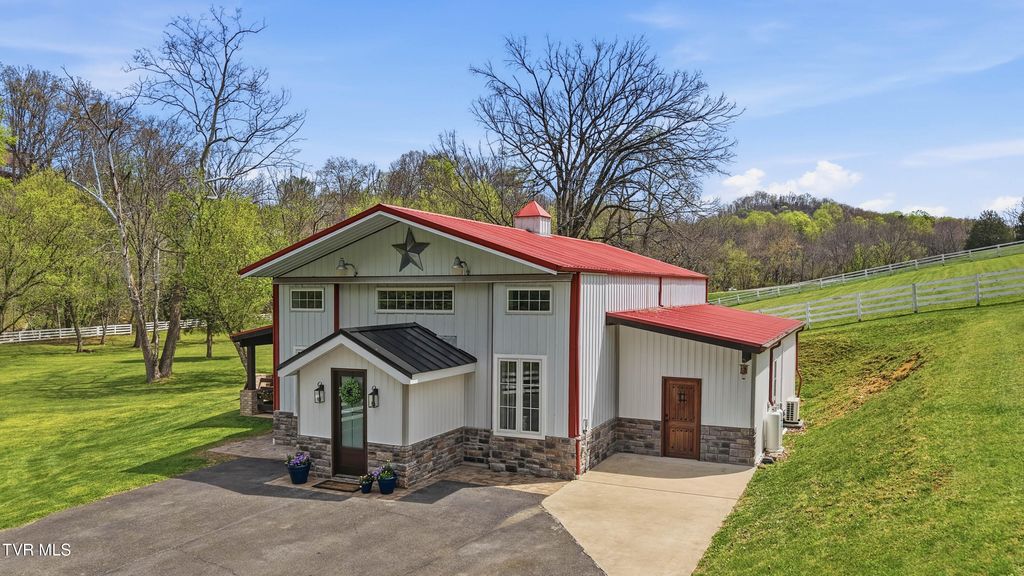 Photo of 565 Gap Creek Road, Elizabethton, TN 37643 (MLS # 9993706)