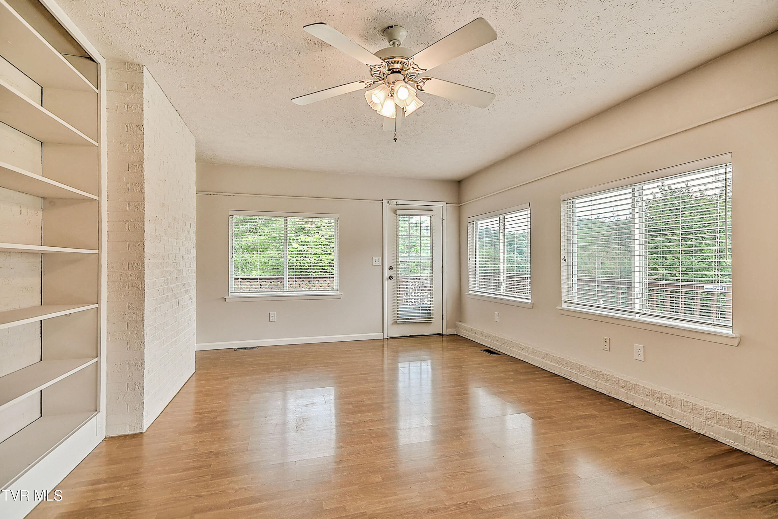 108 Otis Road, Elizabethton, Tennessee image 28