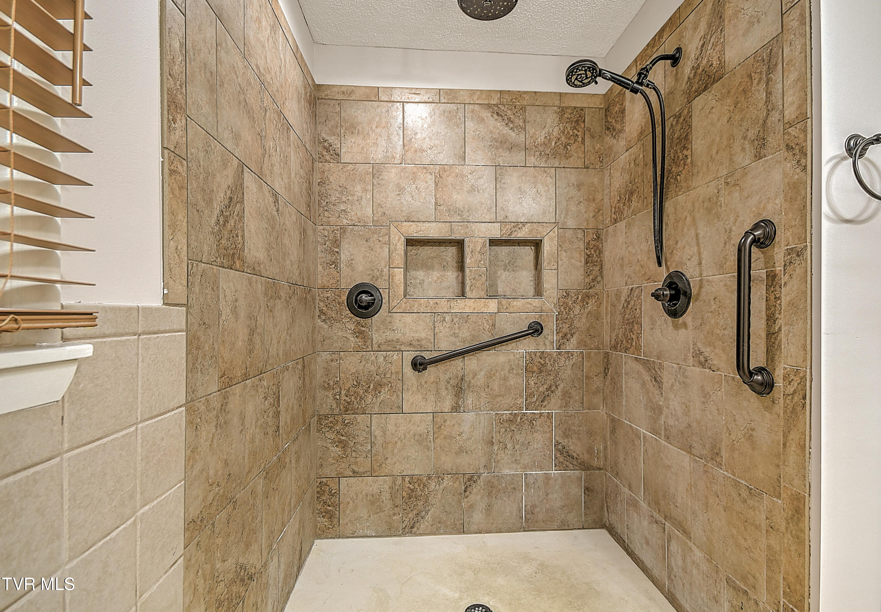 108 Otis Road, Elizabethton, Tennessee image 40