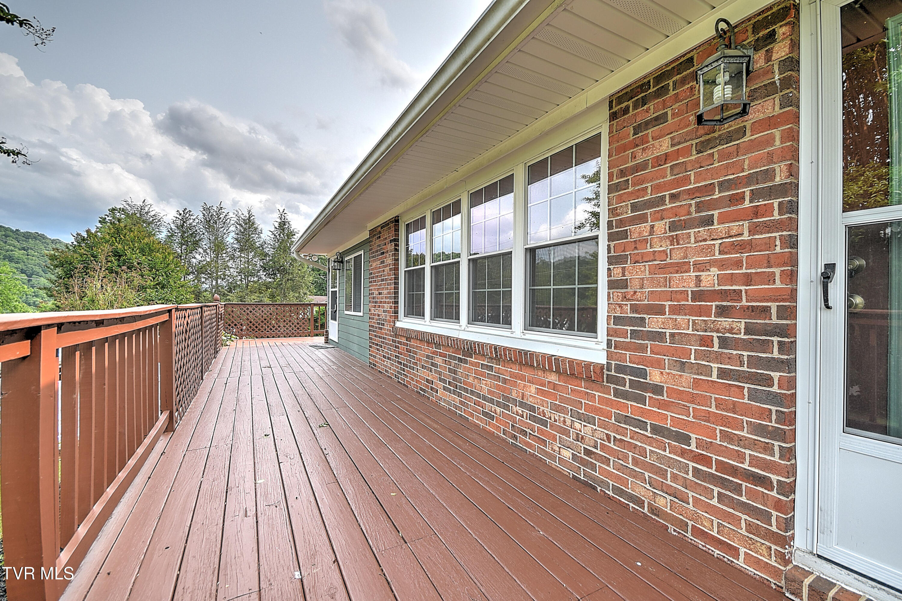 108 Otis Road, Elizabethton, Tennessee image 10