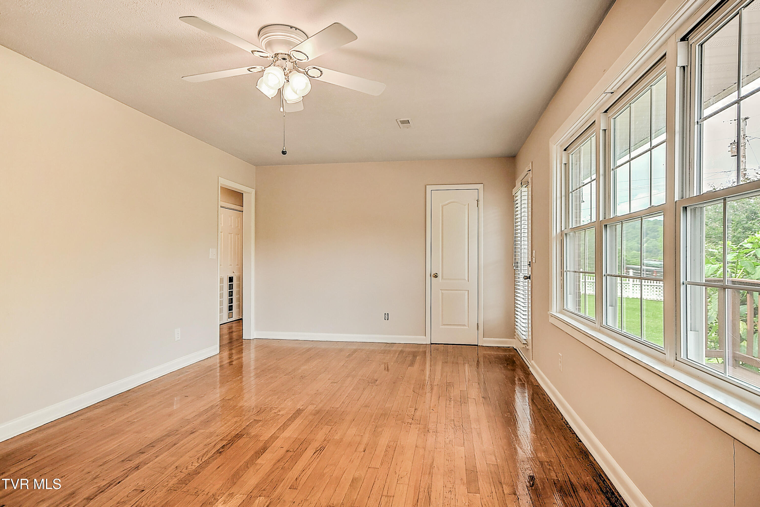 108 Otis Road, Elizabethton, Tennessee image 15
