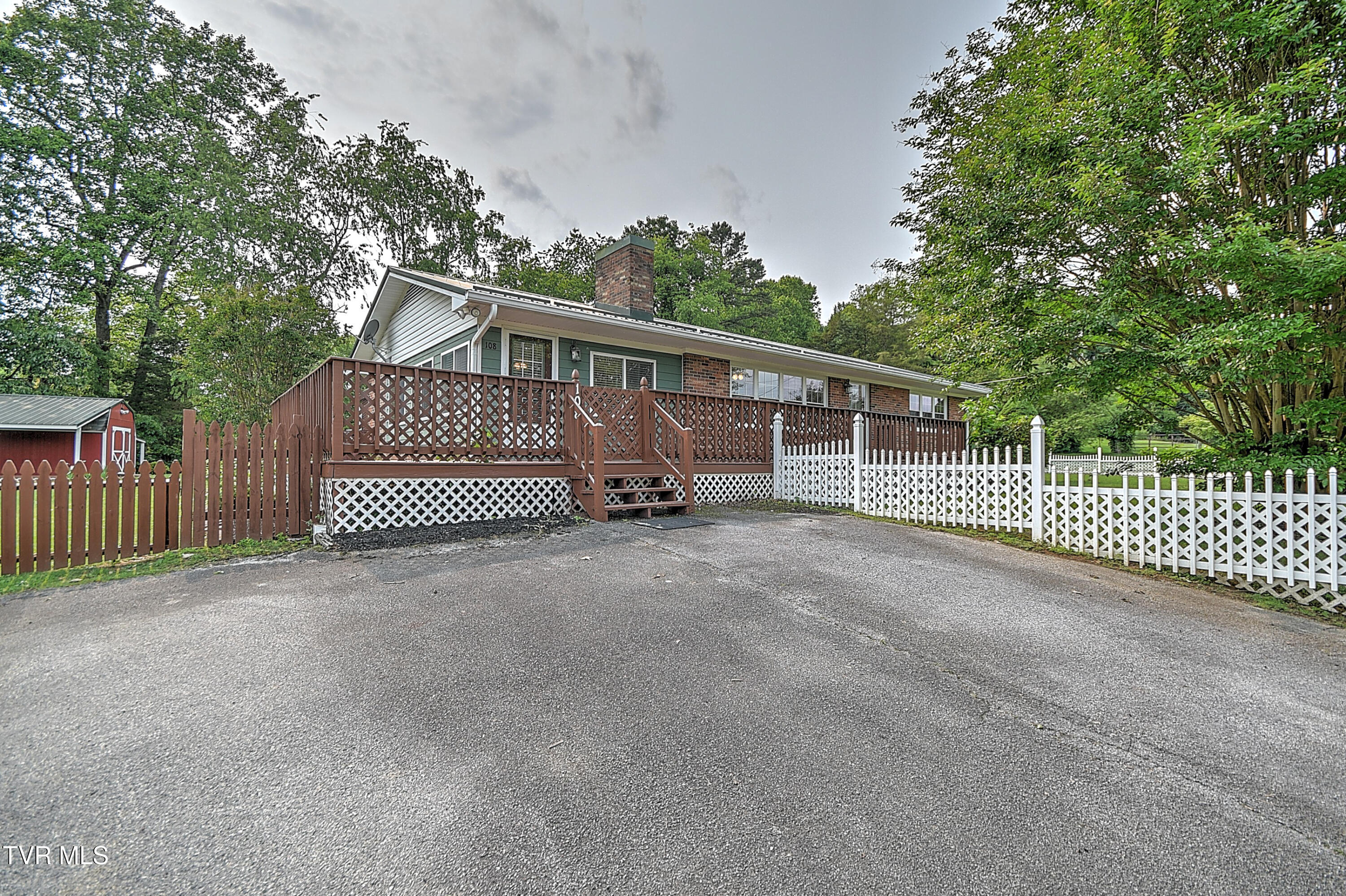108 Otis Road, Elizabethton, Tennessee image 9