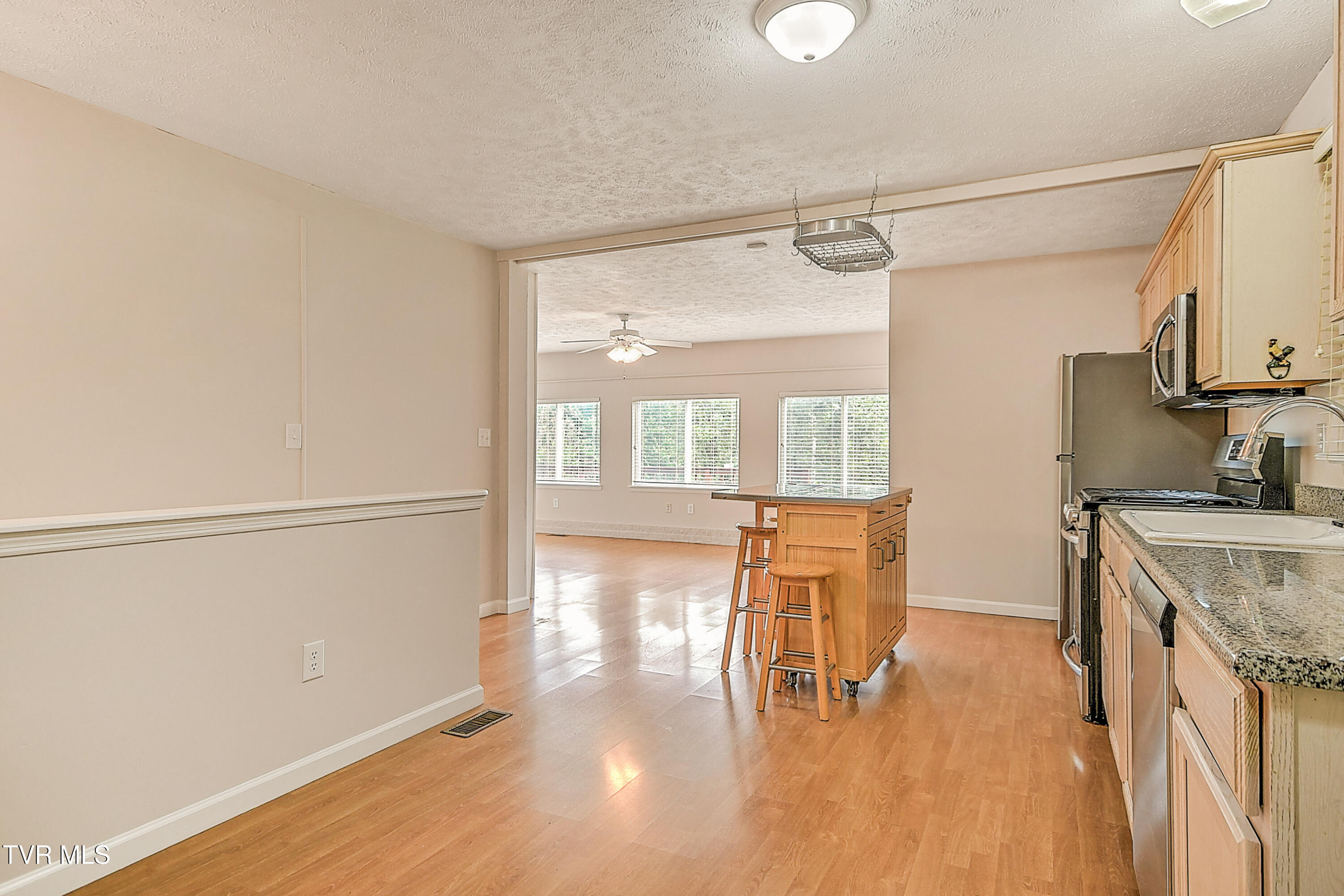 108 Otis Road, Elizabethton, Tennessee image 22