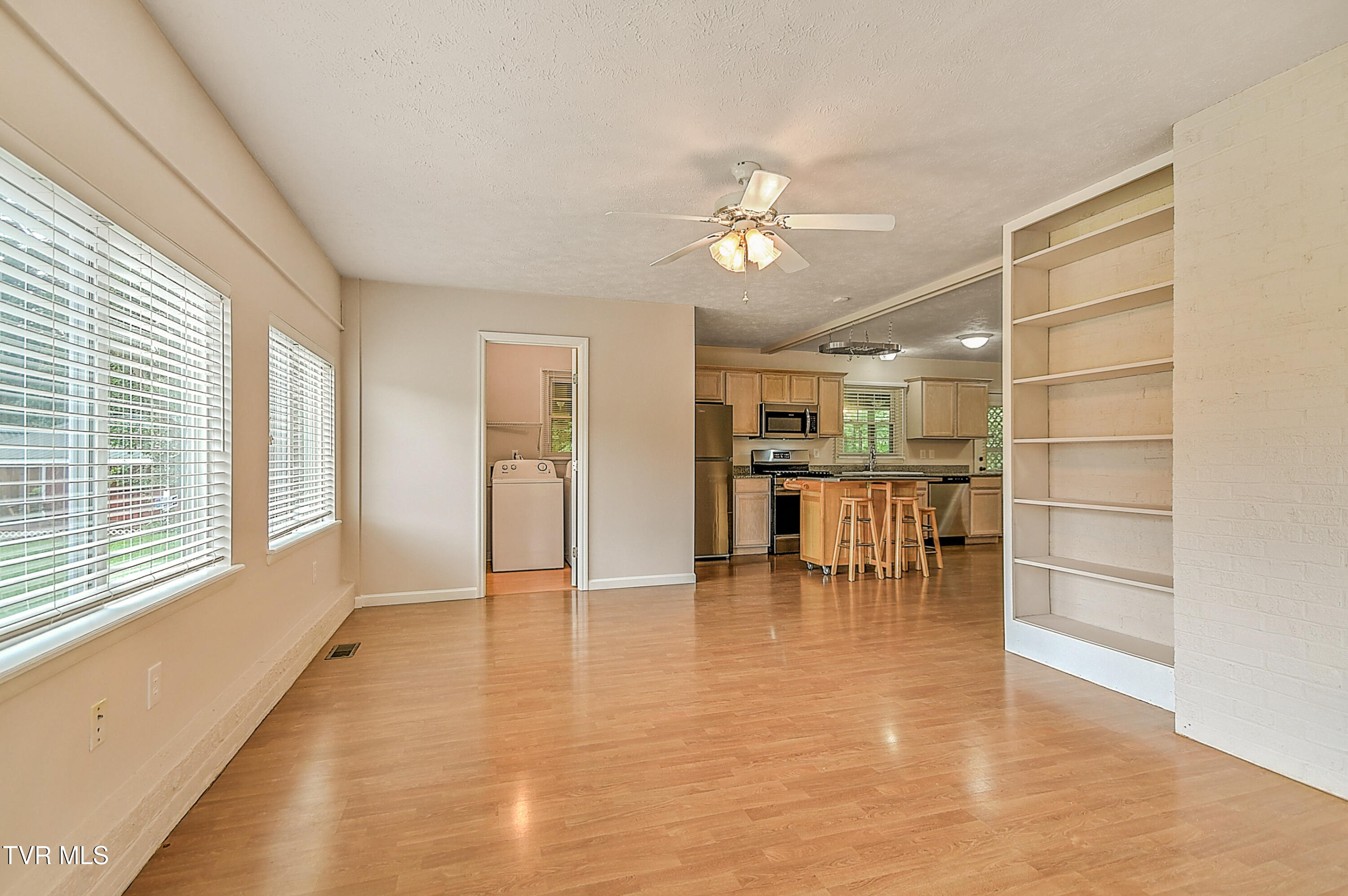 108 Otis Road, Elizabethton, Tennessee image 33