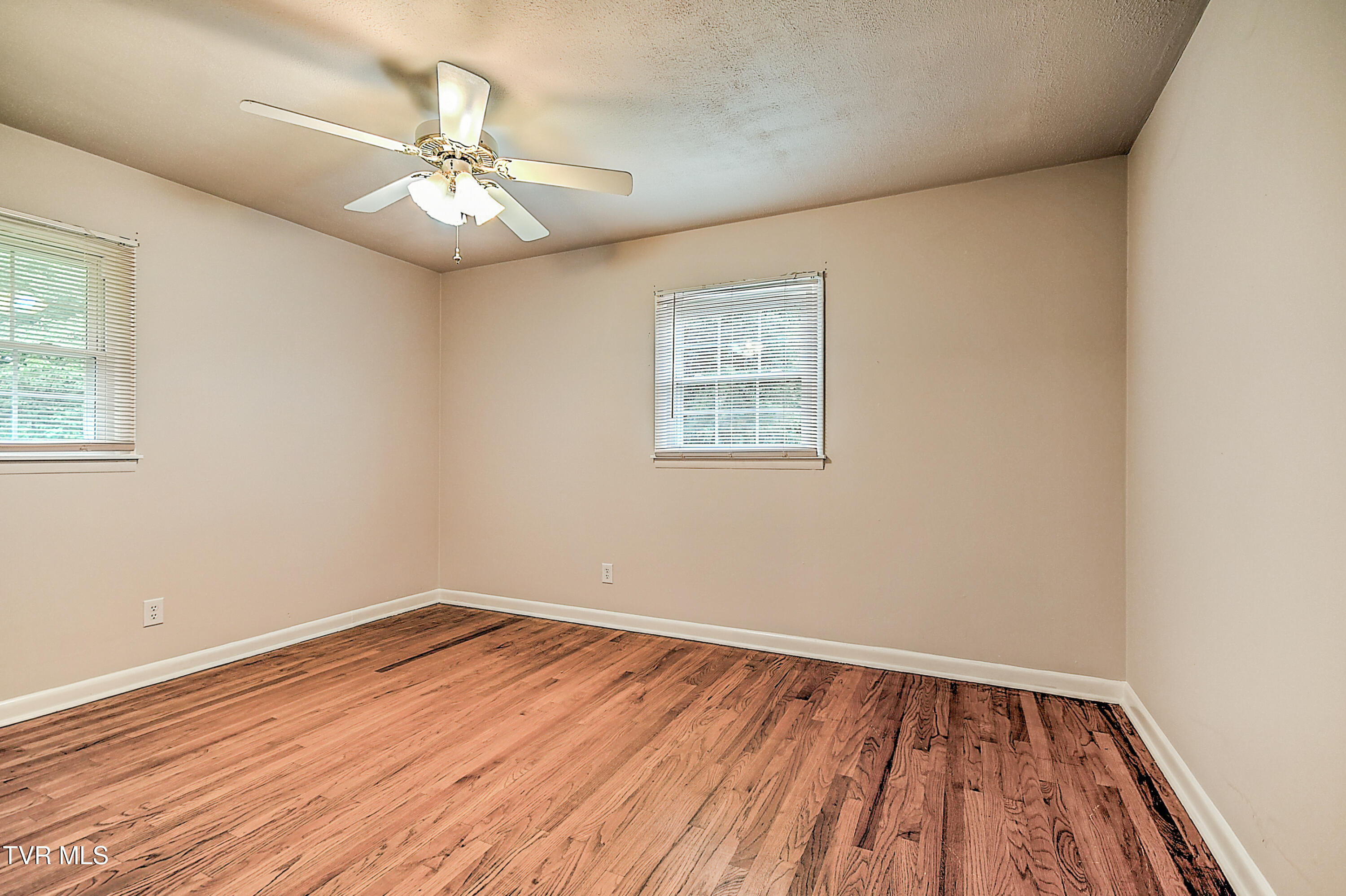 108 Otis Road, Elizabethton, Tennessee image 41