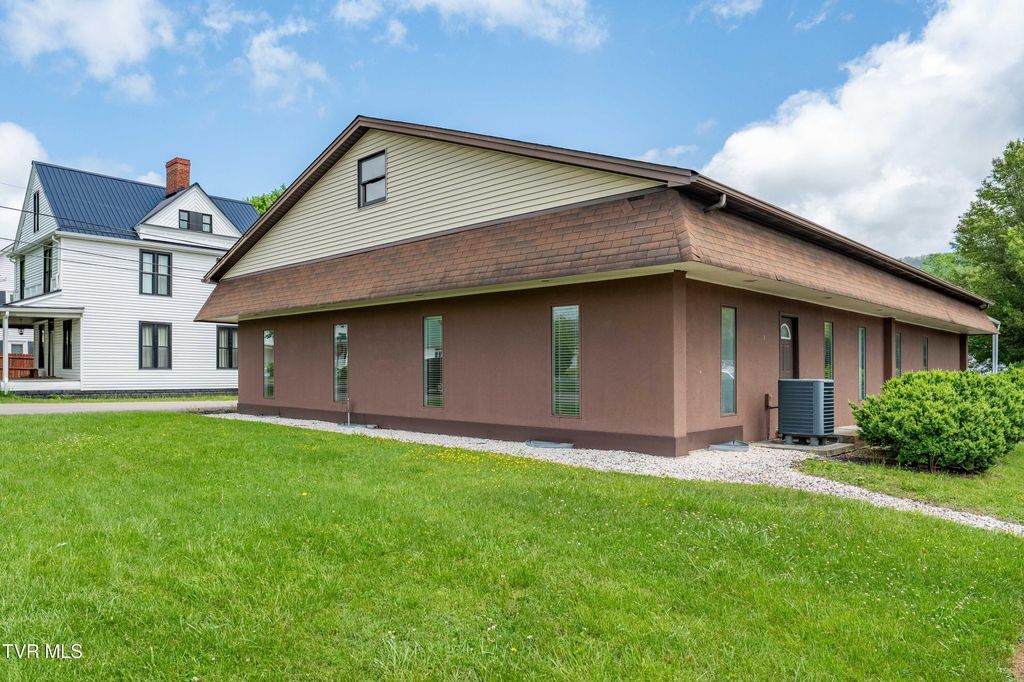 Photo of 212 Church Street, Mountain City, TN 37683 (MLS # 9980177)