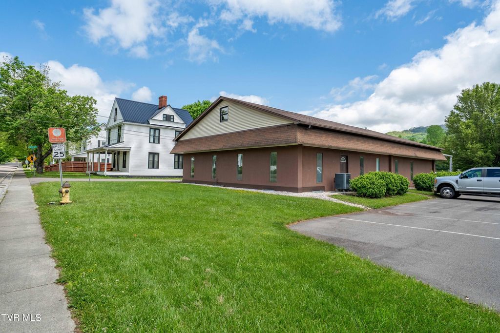 Photo of 212 Church Street, Mountain City, TN 37683 (MLS # 9980177)