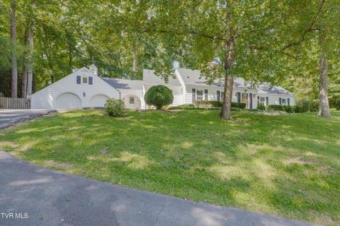 Photo of 229 Forest Hills Drive, Bristol, TN 37620 (MLS # 10000111)