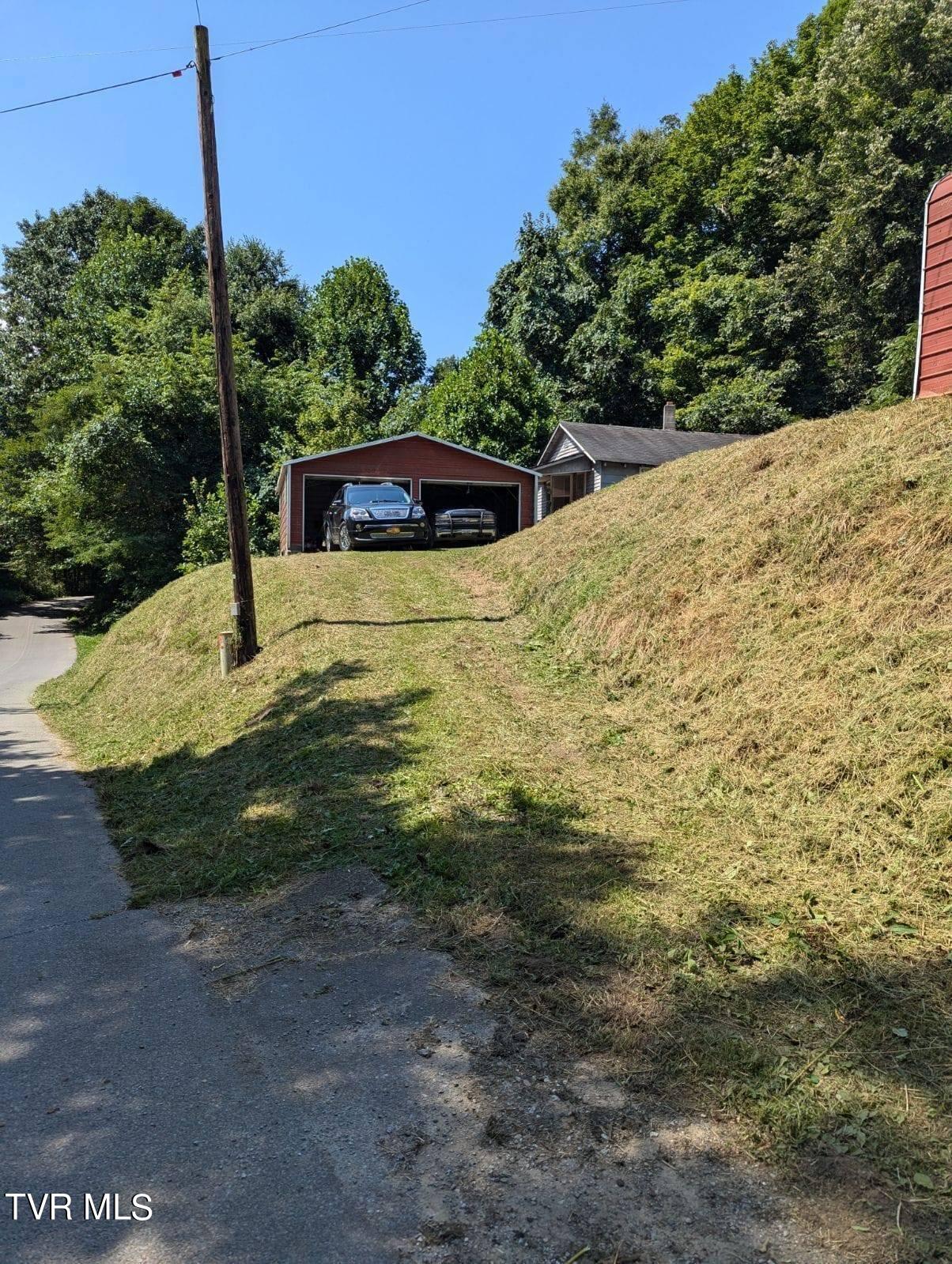 417 Bear Branch Road, Roan Mountain, Tennessee image 2