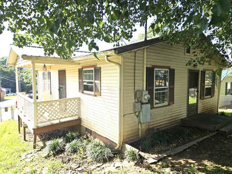 Photo of 405 Brownlow Street, Rogersville, TN 37857 (MLS # 9999773)
