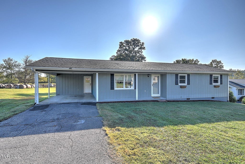 Photo of 23307 Pioneer Drive, Bristol, VA 24202 (MLS # 10002029)
