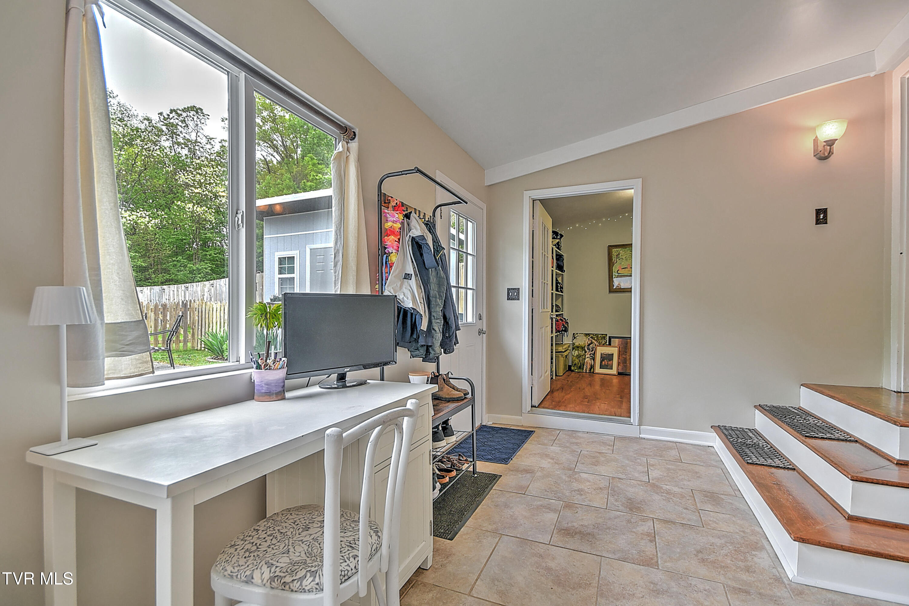 1202 Barton St Street, Johnson City, Tennessee image 20