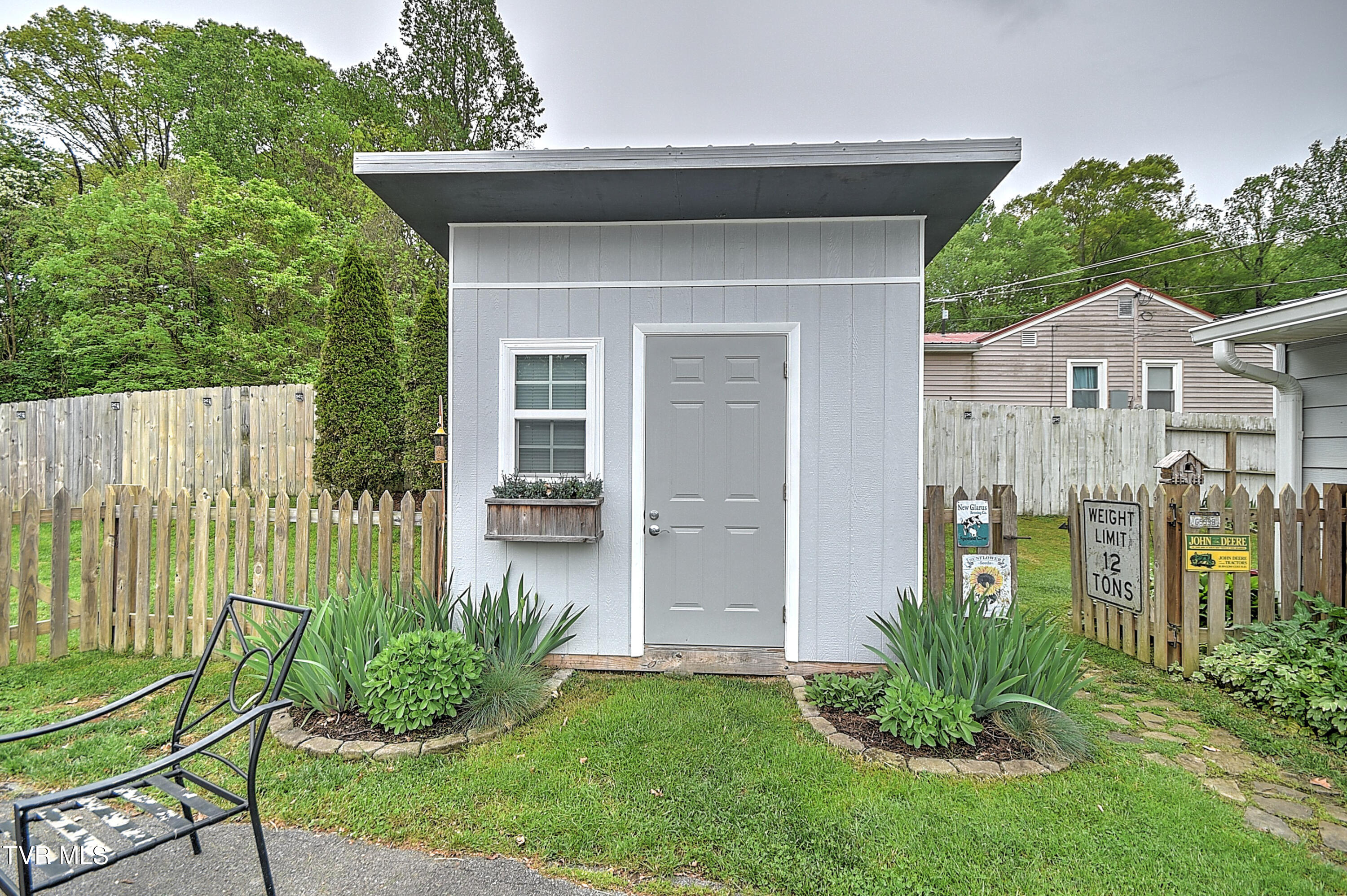 1202 Barton St Street, Johnson City, Tennessee image 42
