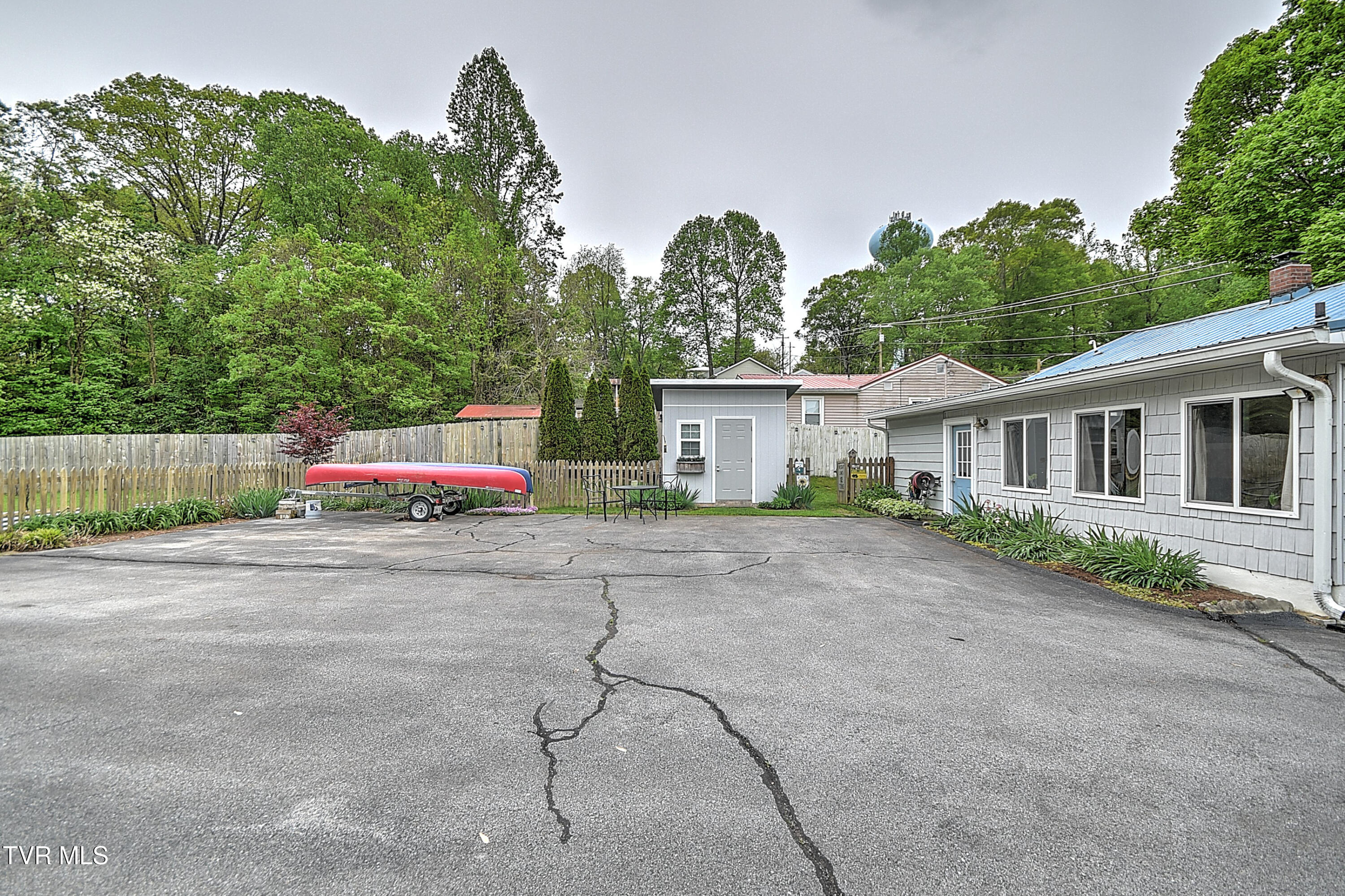1202 Barton St Street, Johnson City, Tennessee image 36