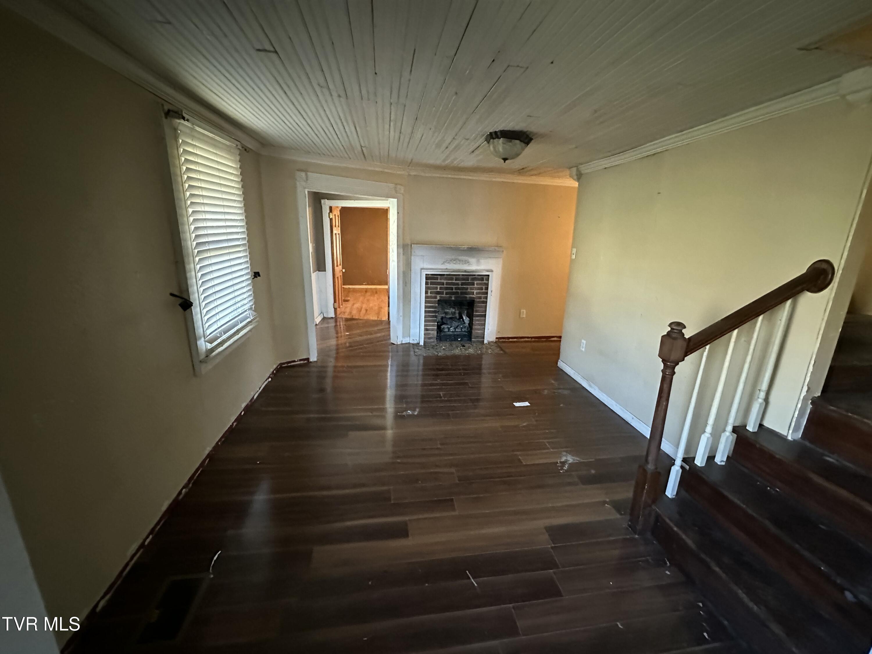 2979 Manville Road, Gate City, Virginia image 2
