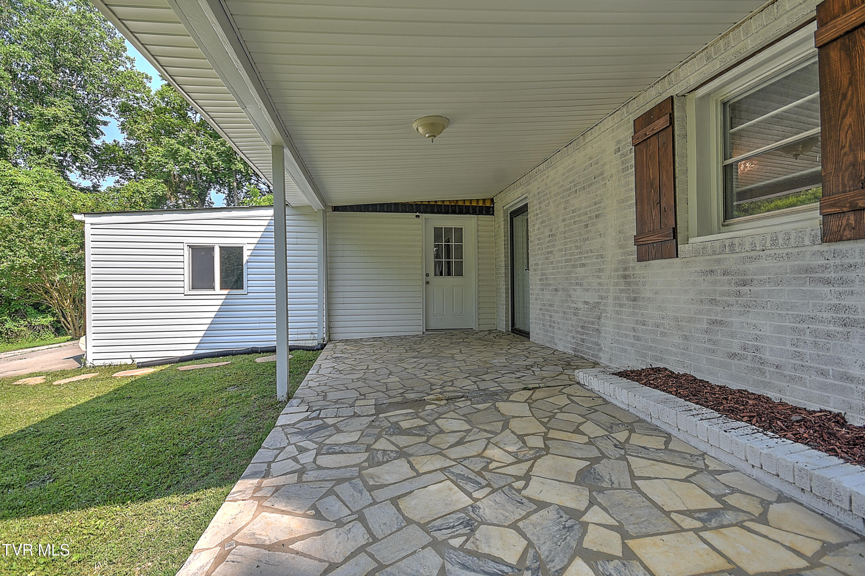 421 Hill Park Drive, Bristol, Virginia image 48