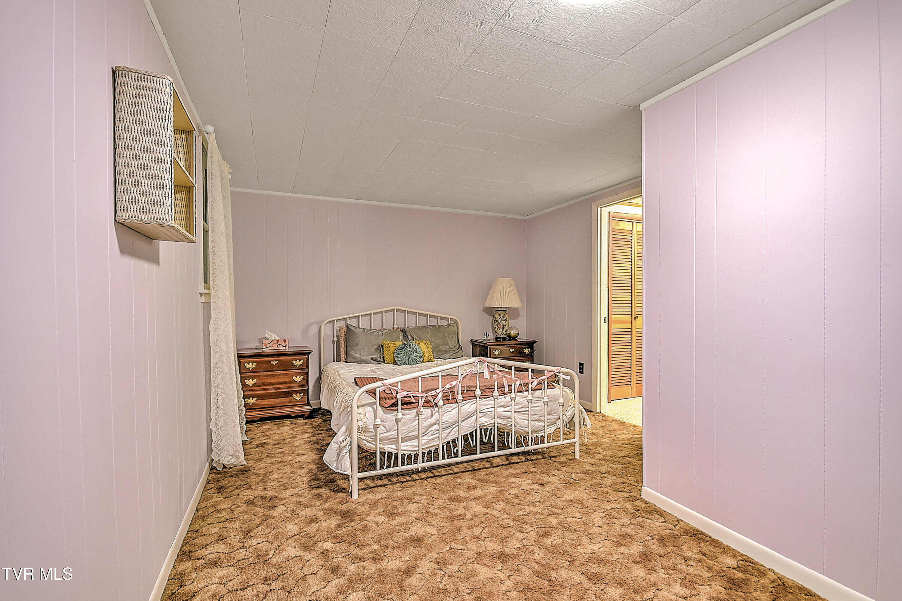 421 Hill Park Drive, Bristol, Virginia image 33