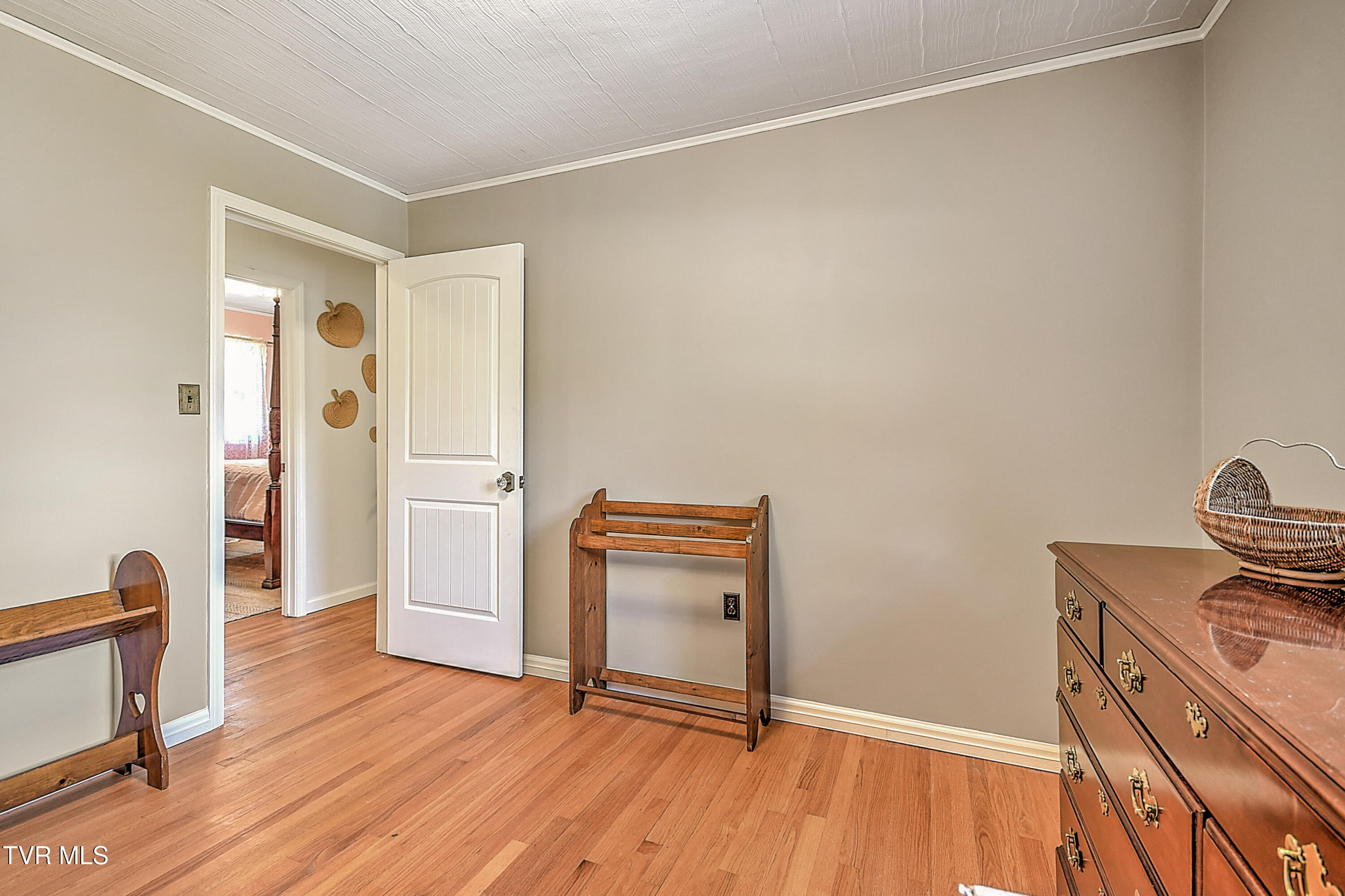 421 Hill Park Drive, Bristol, Virginia image 29