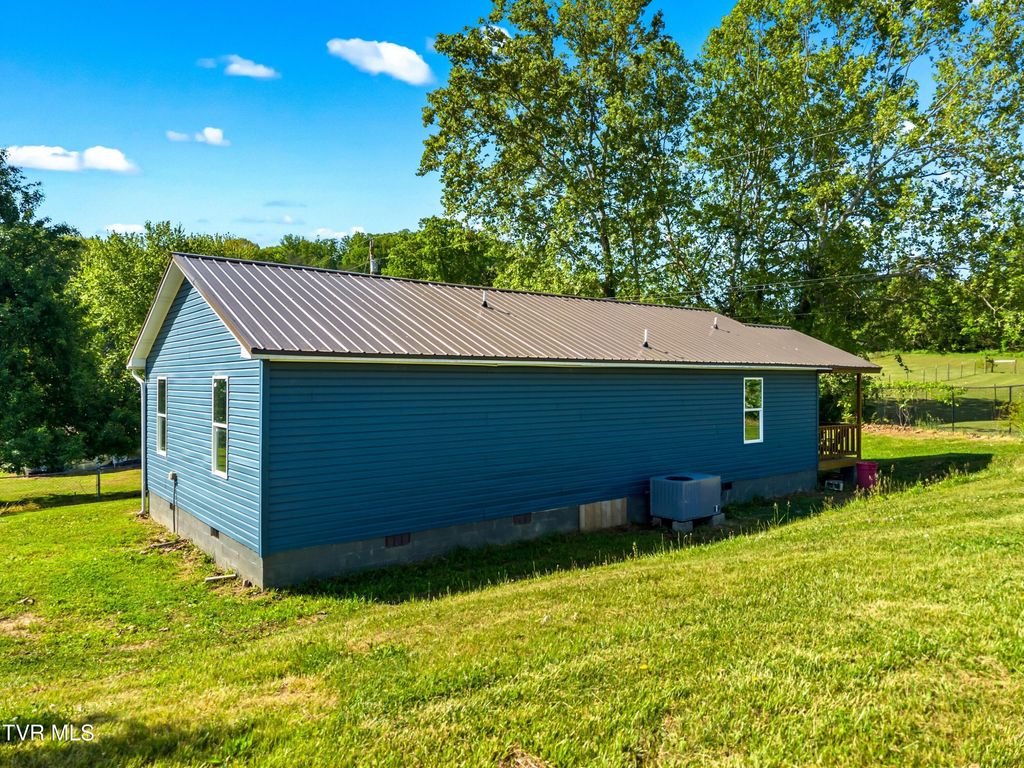 Photo of 665 Rocky Summit Road, Bean Station, TN 37708 (MLS # 9994450)