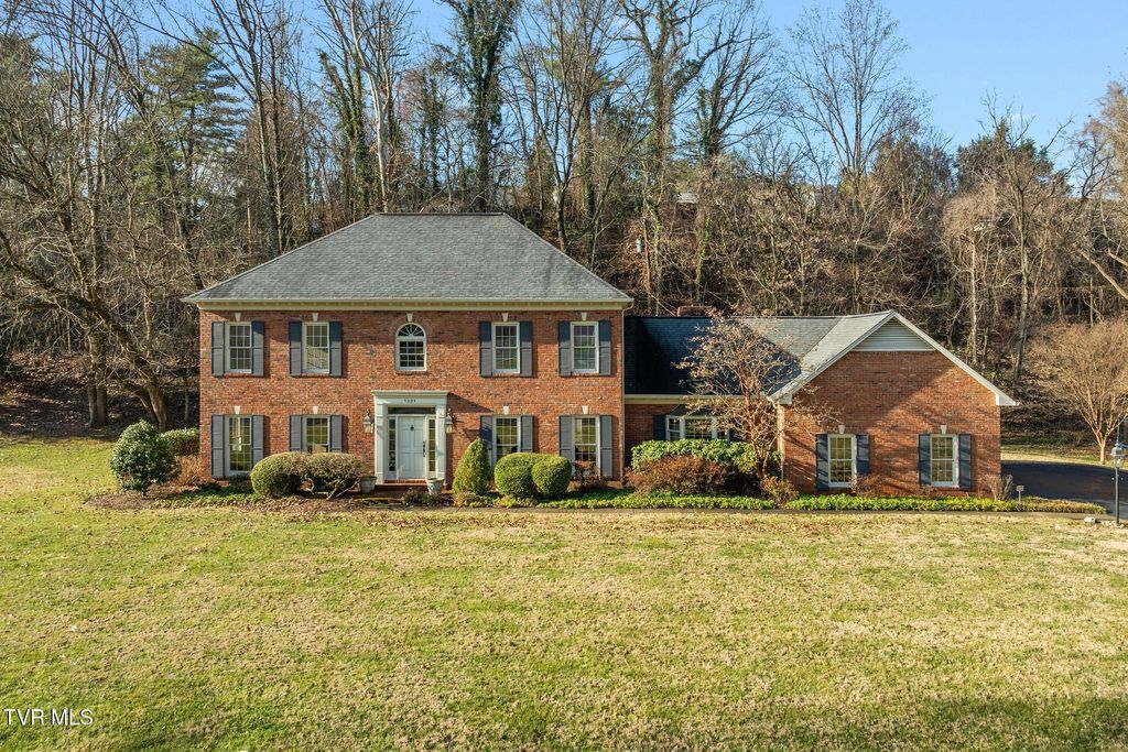 Photo of 1221 Radcliffe Avenue, Kingsport, TN 37664 (MLS # 9994862)