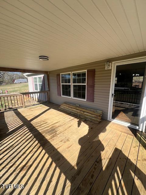 1755 Carters Valley Road, Surgoinsville, Tennessee image 15