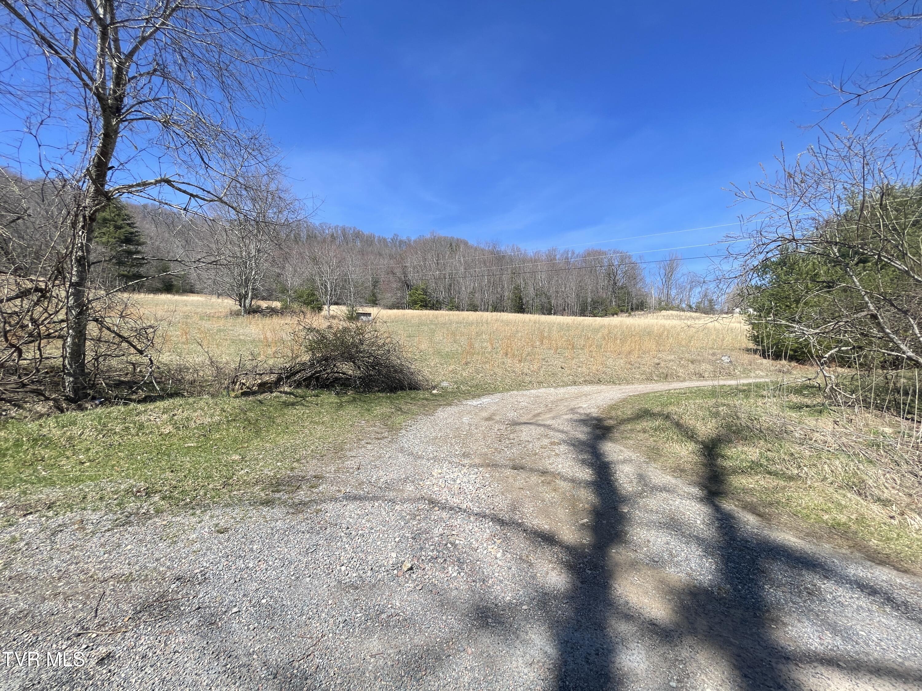 900 Crowder Road, Mountain City, Tennessee image 1