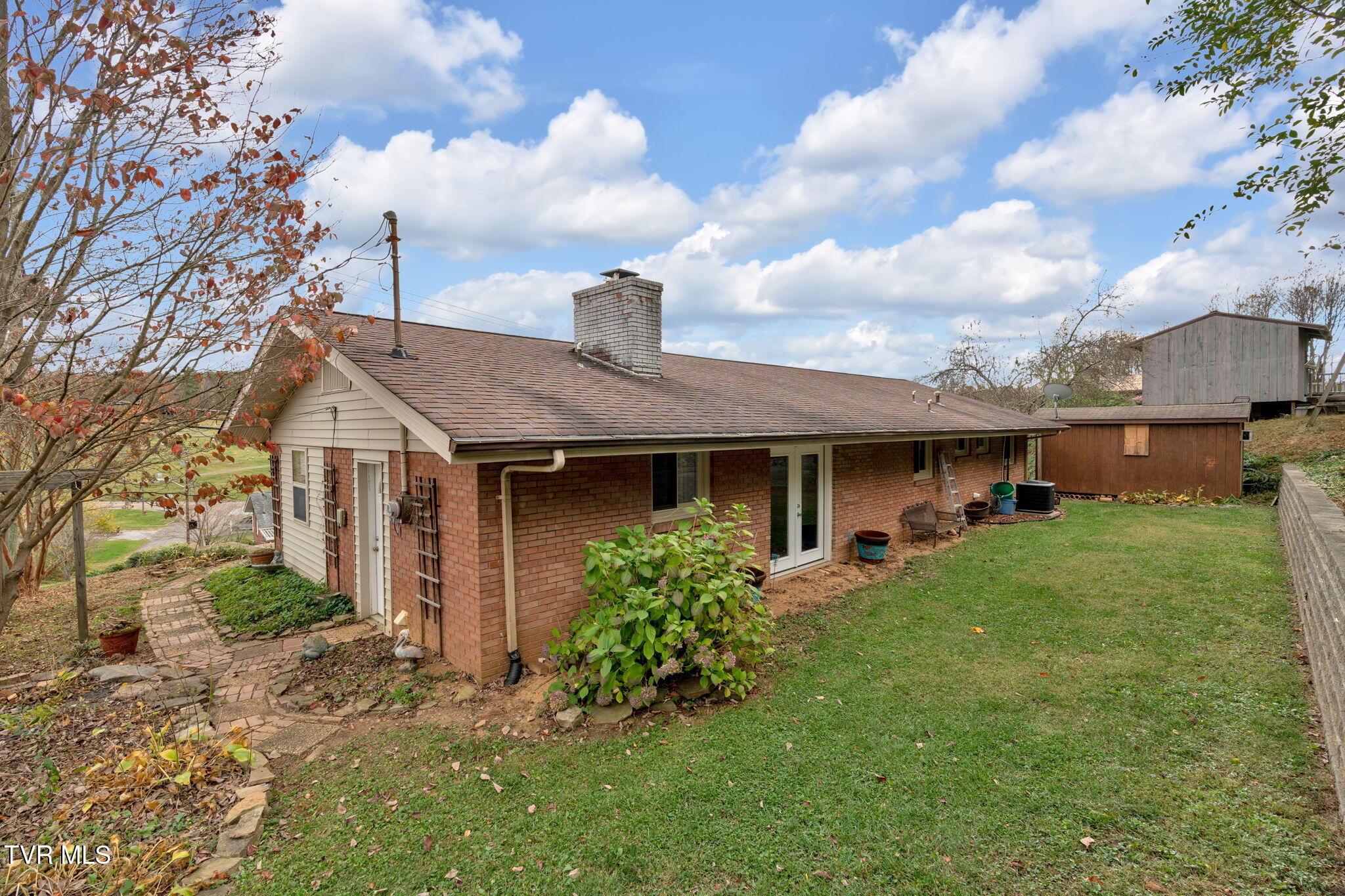 167 Charleston Street, Weber City, Virginia image 4