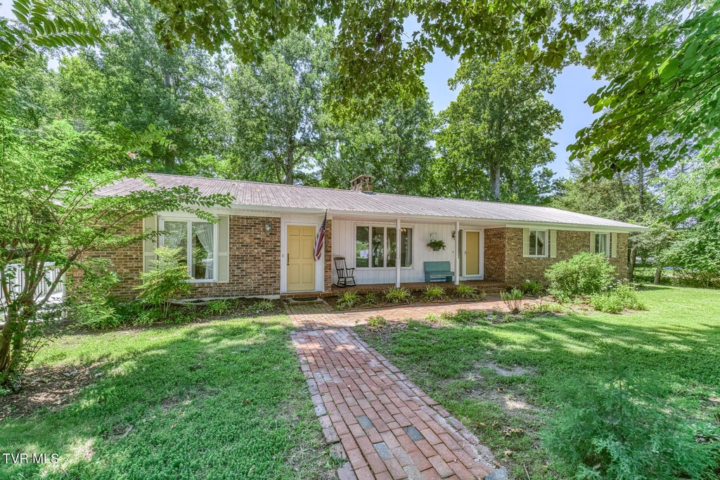 Photo of 120 Cash Avenue, Blountville, TN 37617 (MLS # 9998939)