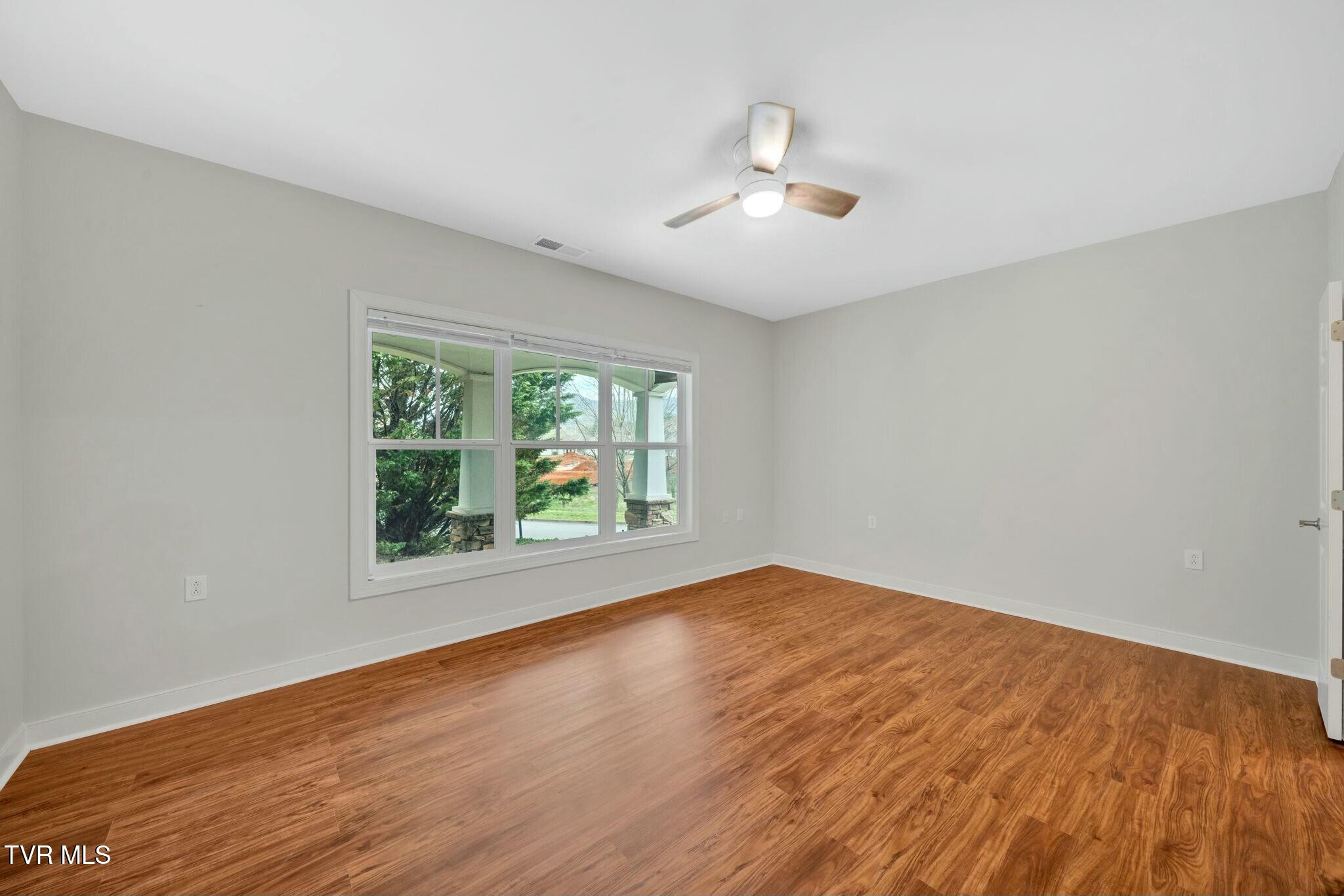 211 University Parkway #16, Johnson City, Tennessee image 8