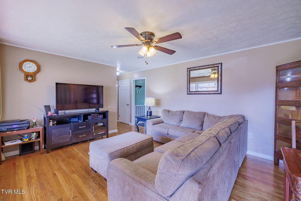 Photo of 1809 Duke Street, Kingsport, TN 37665 (MLS # 9992043)