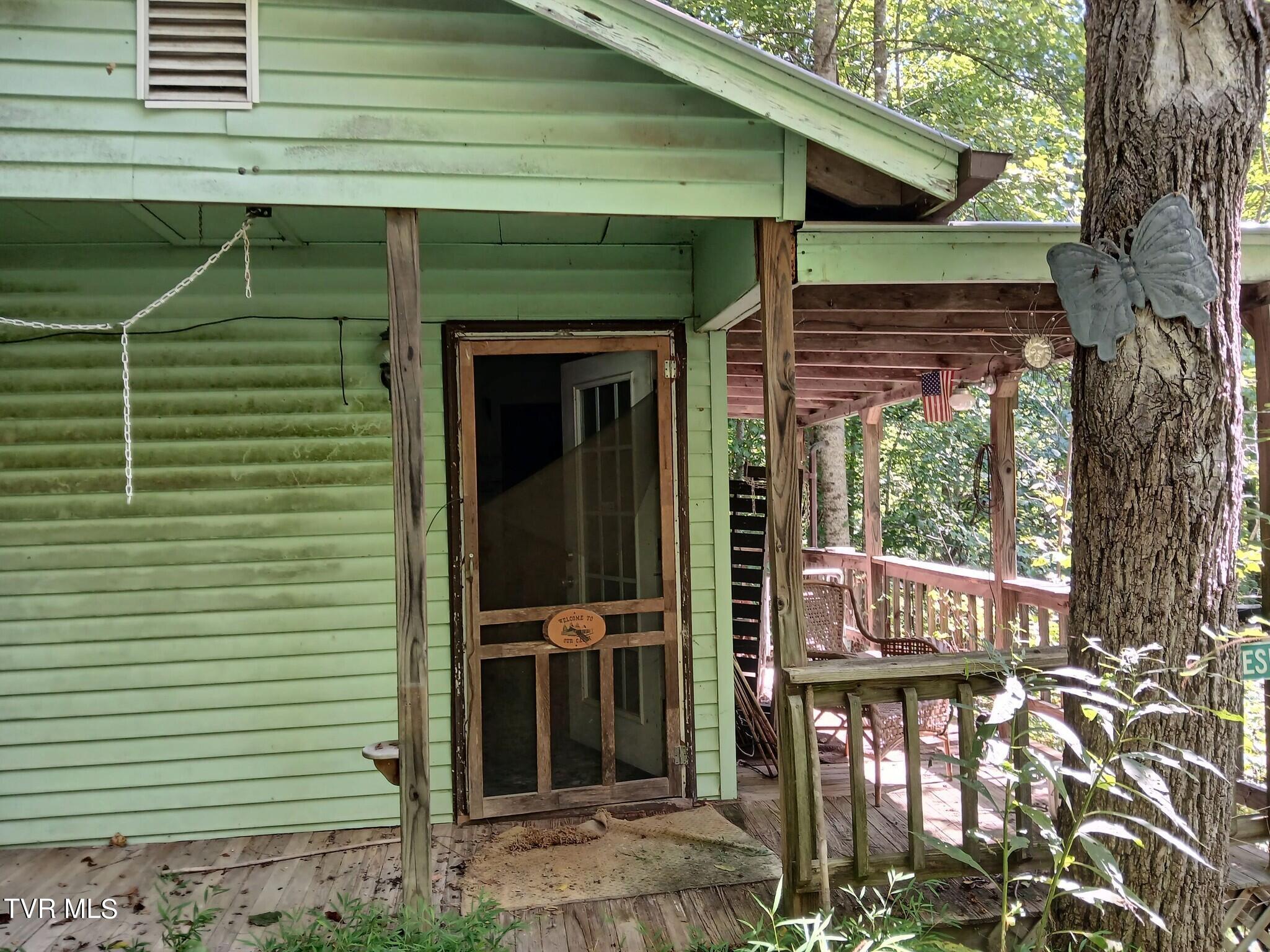 17532 Phillips Road, Bristol, Virginia image 2