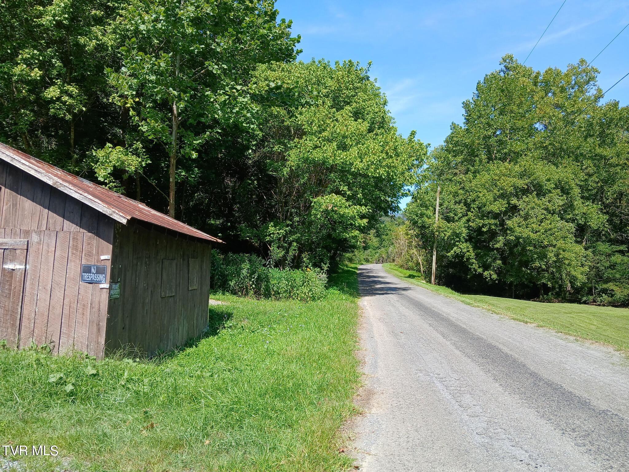 17532 Phillips Road, Bristol, Virginia image 4
