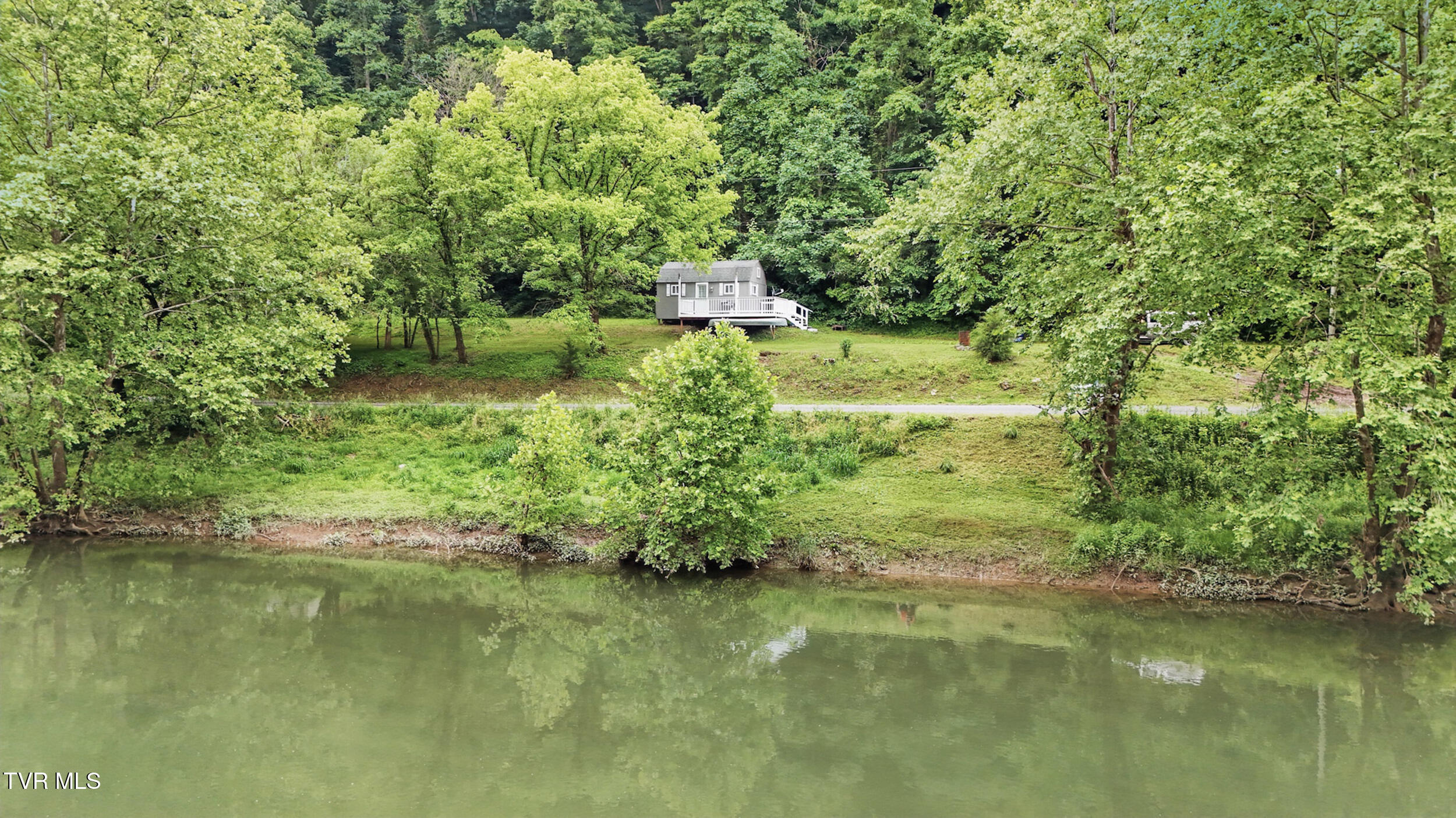 1971 Waters Edge Road, Duffield, Virginia image 2
