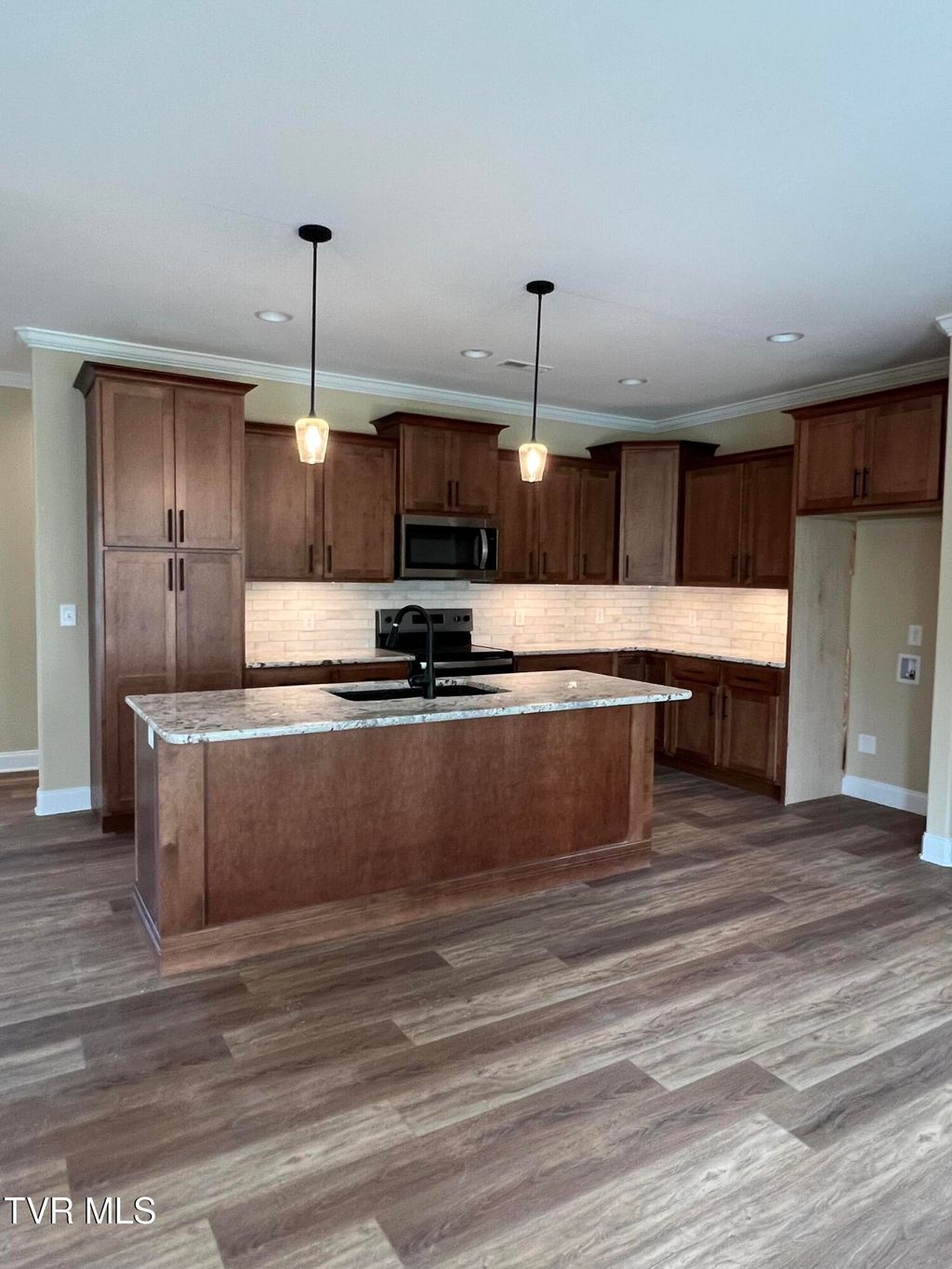 Photo of 518 Middays Rest, Jonesborough, TN 37659 (MLS # 9989932)