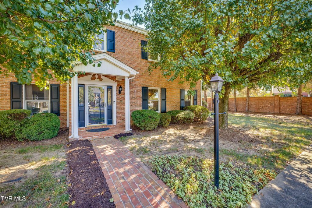 Photo of 2734 Oakland Avenue #A1, Johnson City, TN 37601 (MLS # 9987496)